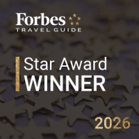 eslite hotel has been honored nine times with recognition from the Forbes Travel Guide.